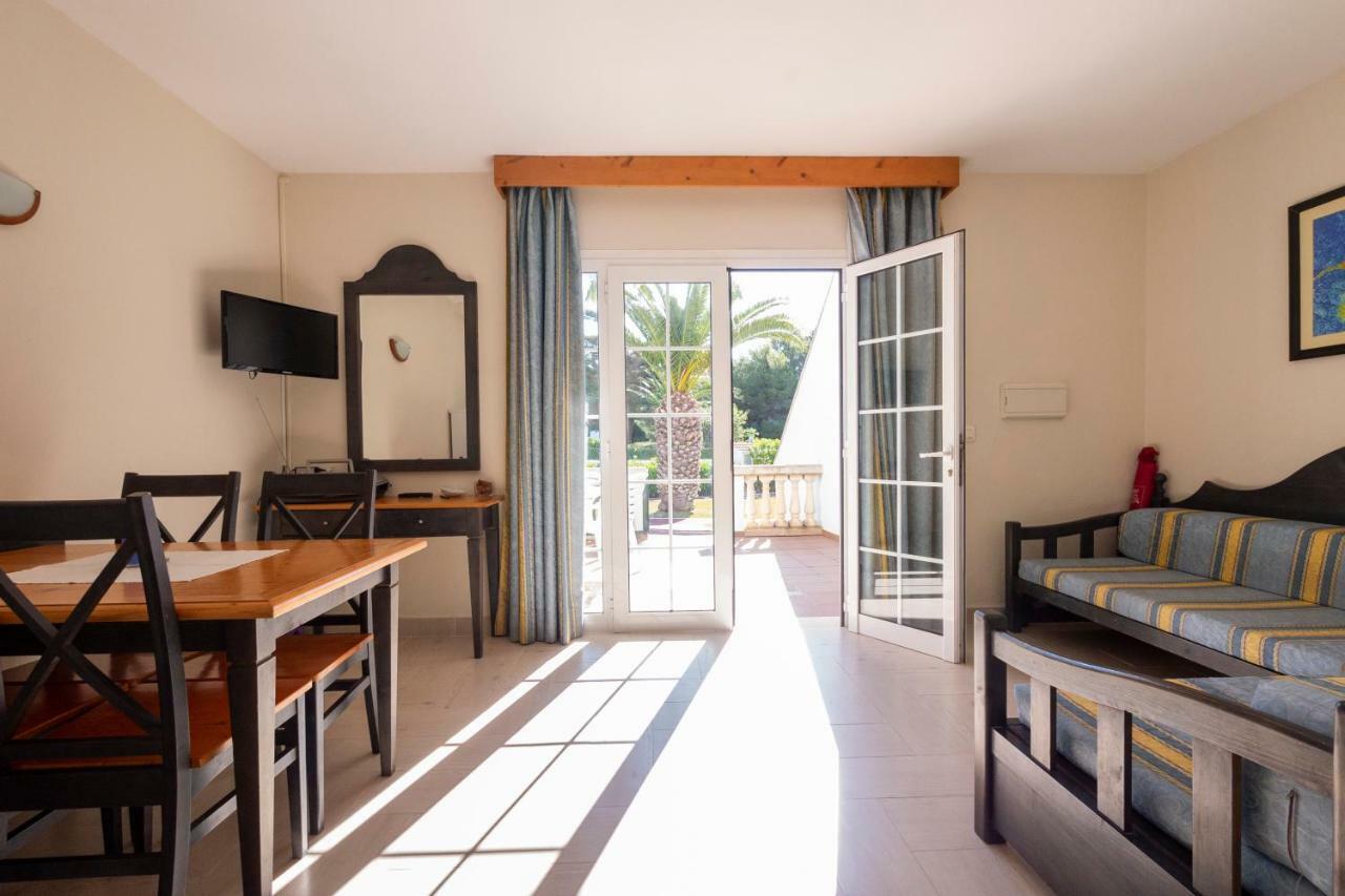 Apartamento En Cala'N Bosch - Cap D'Artrutx Daire Dış mekan fotoğraf